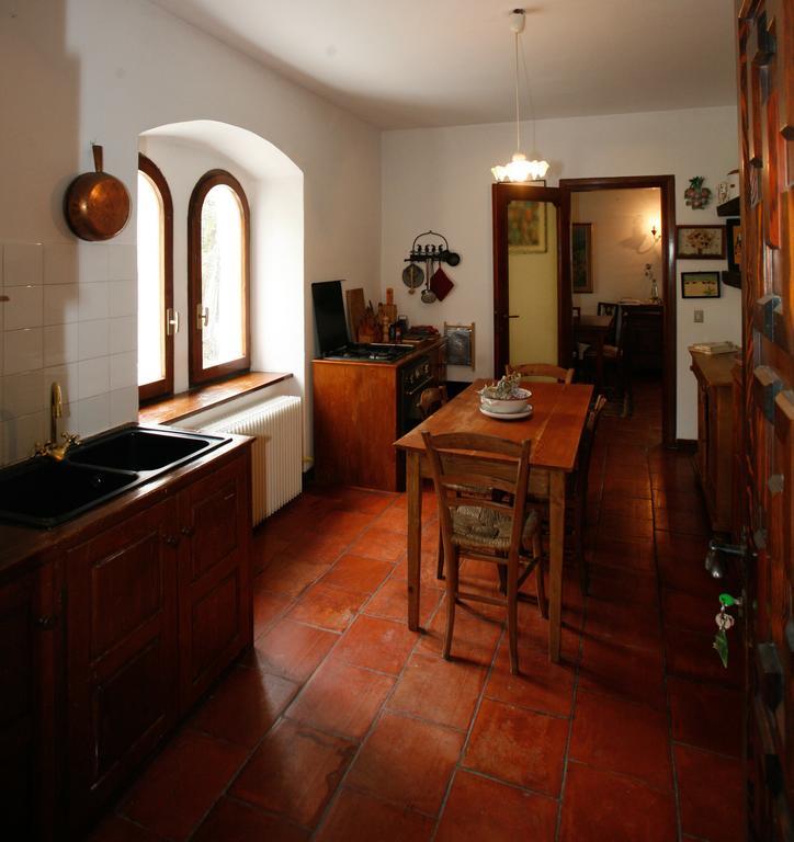 B&B Castel Ivano Strigno ภายนอก รูปภาพ